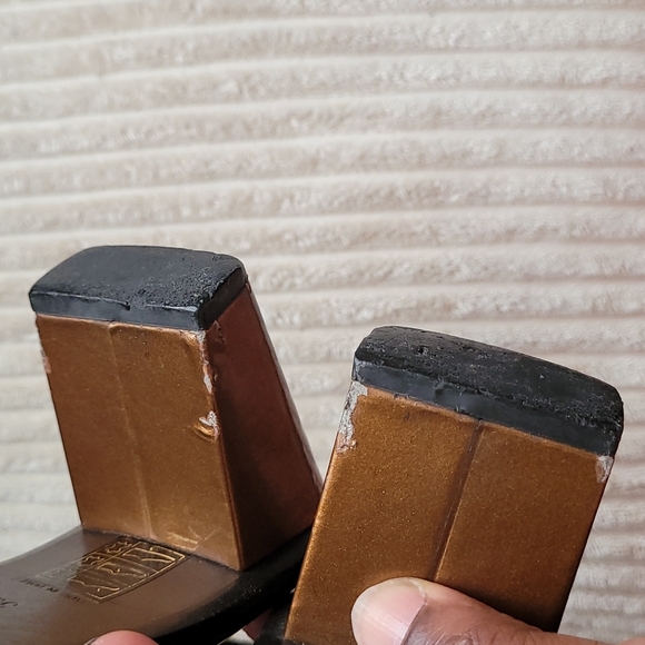 Louis Vuitton Bronze Vernis Block Heel Sandals - Picture 13 of 16